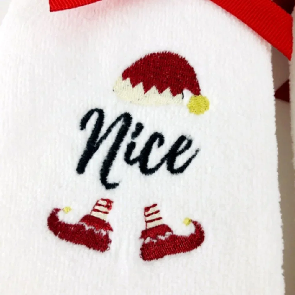 Christmas Tip Towels Set of 2 Fingertip Embroidered Naughty and Nice 11 x 16 New